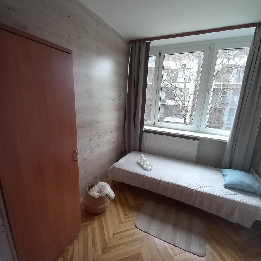 Regem Pokoje Zlota Warszawa Exteriör bild