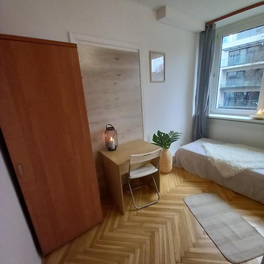 Regem Pokoje Zlota Warszawa Exteriör bild